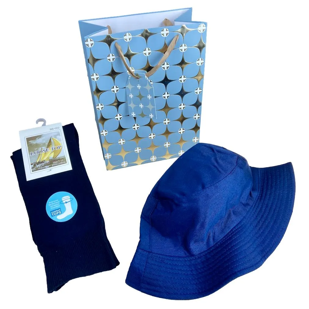 Bucket Hat & Socks