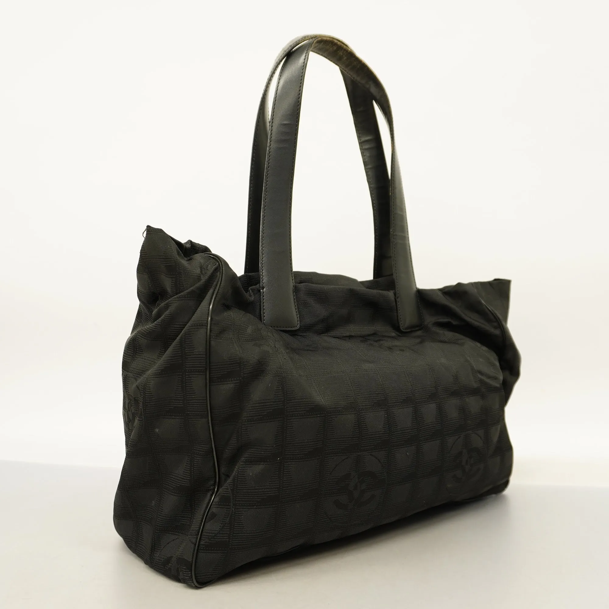 CHANEL   New Travel Line Tote Bag Women's Nylon Tote Bag Black