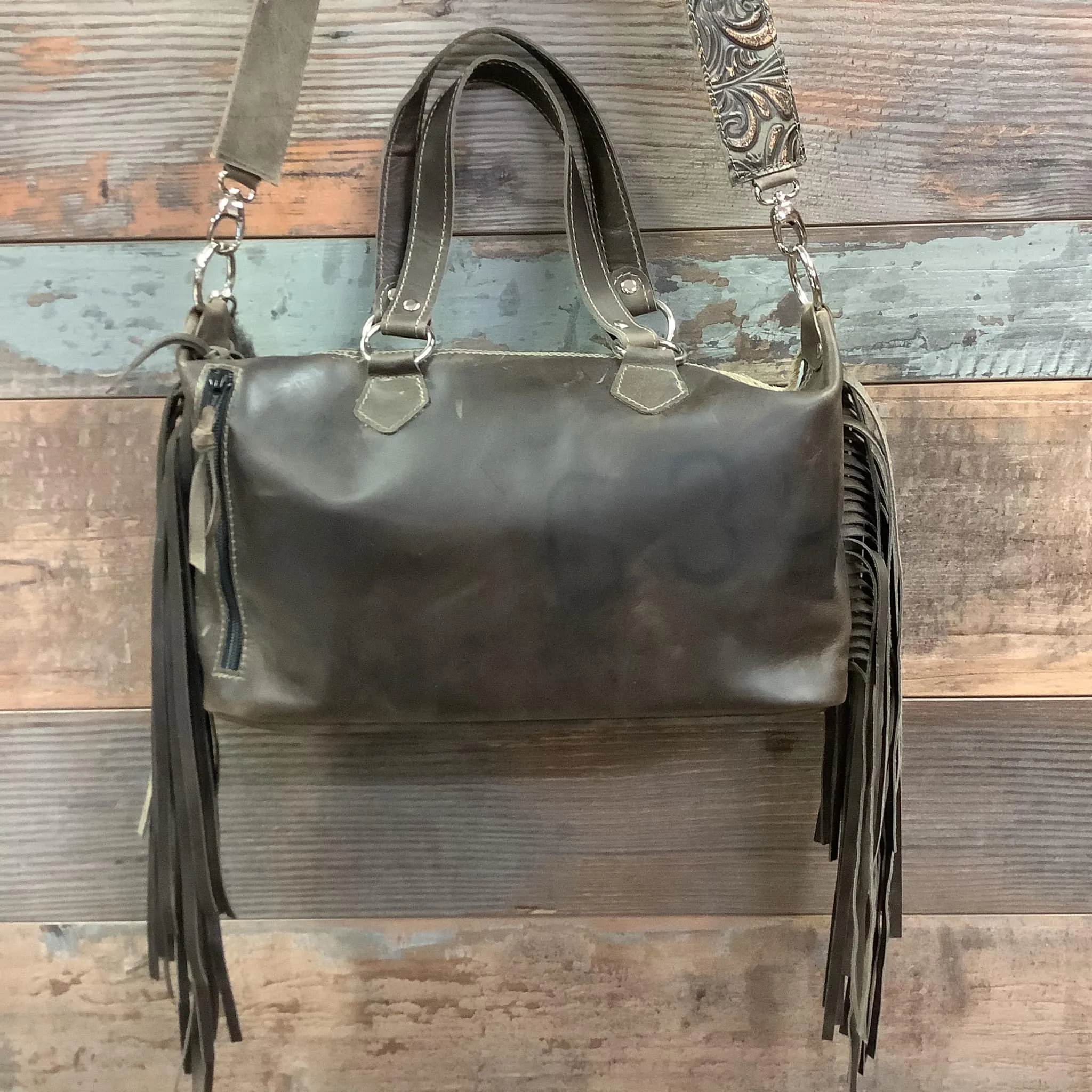 Designer Crossover - #25992 Bag Drop