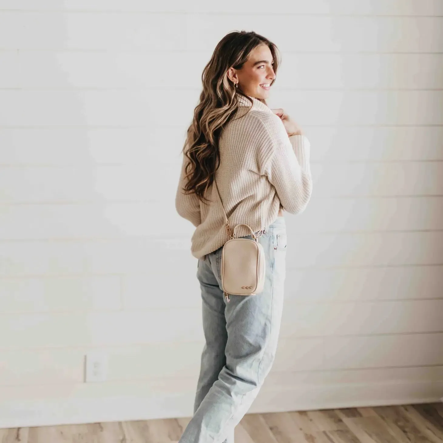 Harlow Crossbody Cream