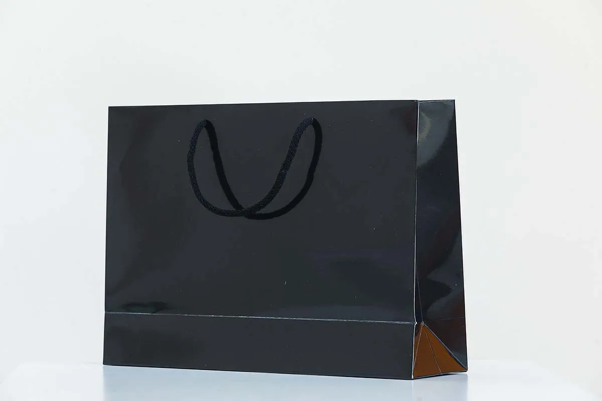 Medium Black Glossy Laminated Uk Carrier Bags