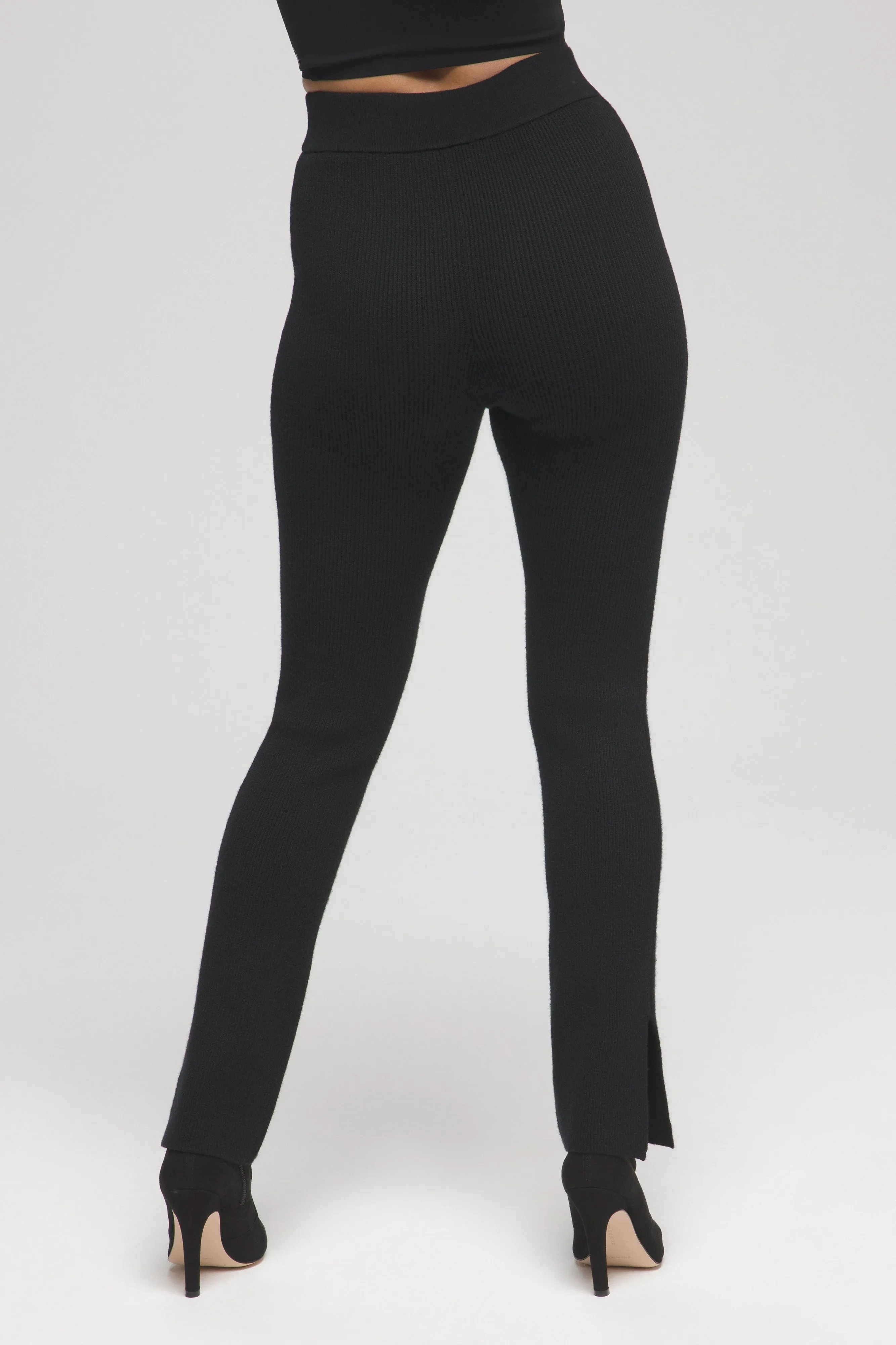 SLEEK AND SCULPTING PANT | BLACK001