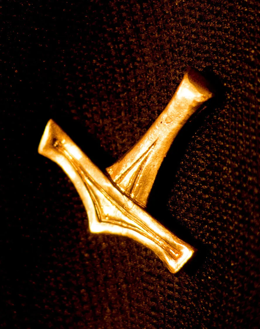 Thor's Hammer with chip carving - N-21