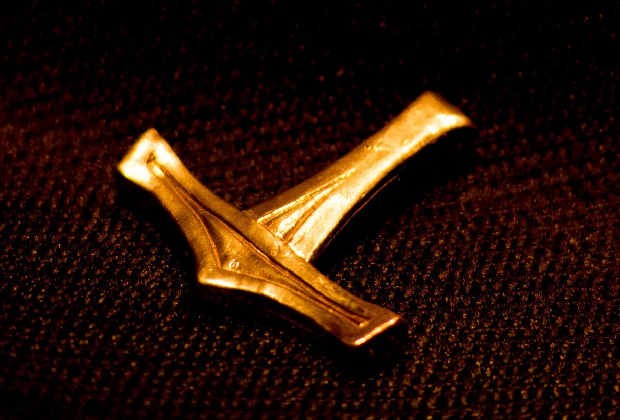 Thor's Hammer with chip carving - N-21