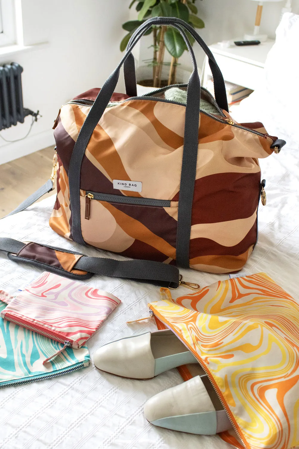 Weekender Bag | Abstract Caramel
